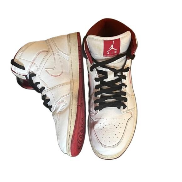 Air Jordan 1 Retro Men's White and Red Sneakers, 11.5 - Picture 1 of 5